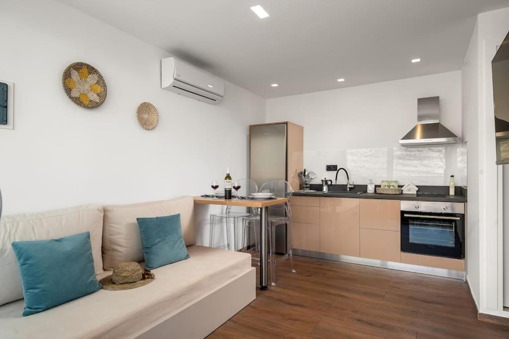Nieva Apartment 2 Matala Dış mekan fotoğraf